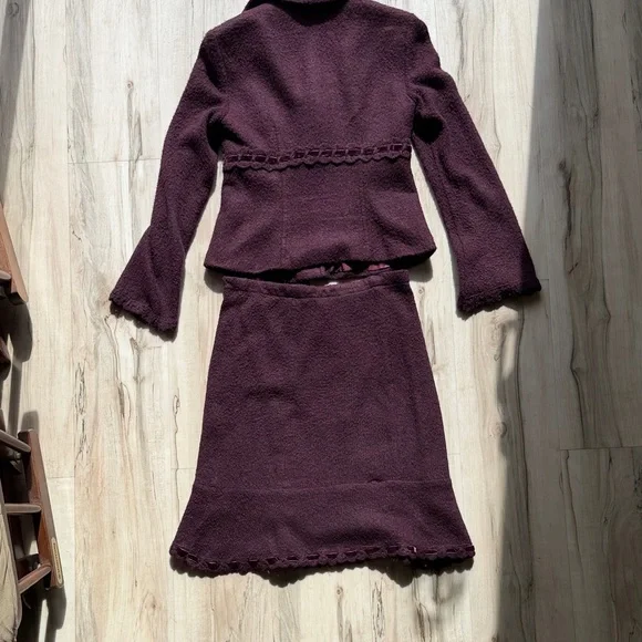 Nanette Lepore Plum soft Sweater suit Set - Picture 10 of 11